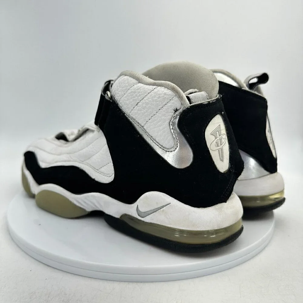 Nike Air Max Penny IV 4 Men Size 10 White Black Metallic Silver Basketball Shoes